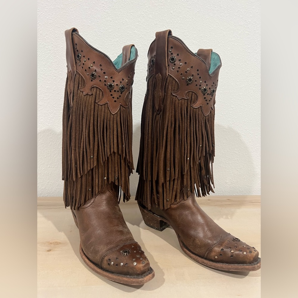 Corral boots